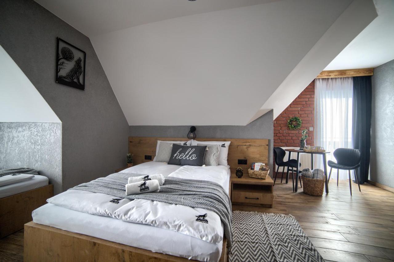 Wolfpack Guest House Bialka Tatrzanska Exteriör bild