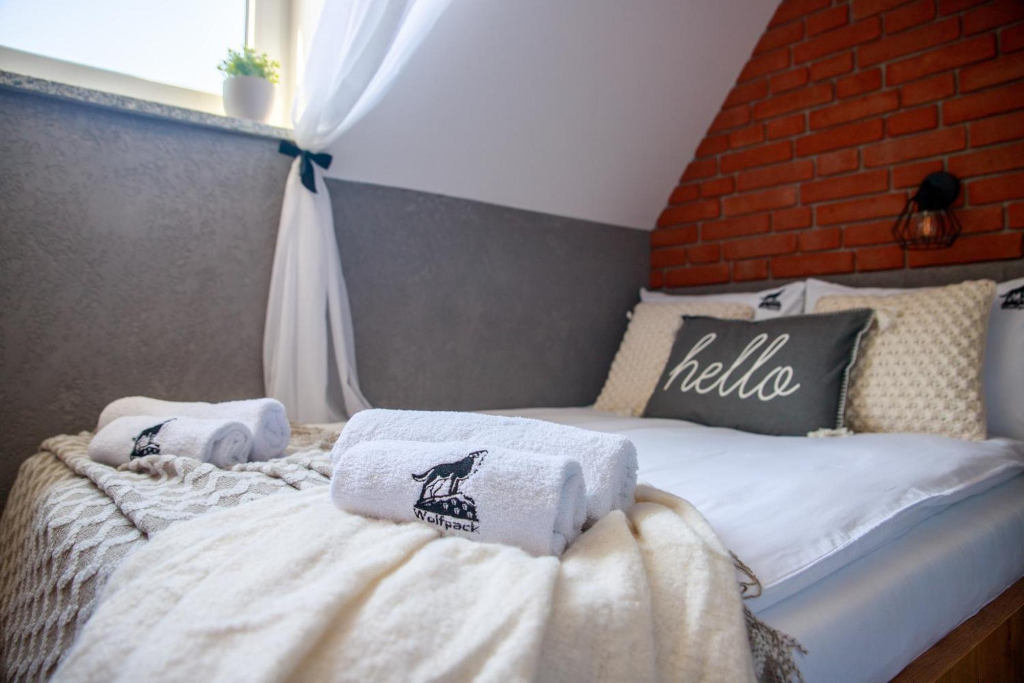 Wolfpack Guest House Bialka Tatrzanska Exteriör bild